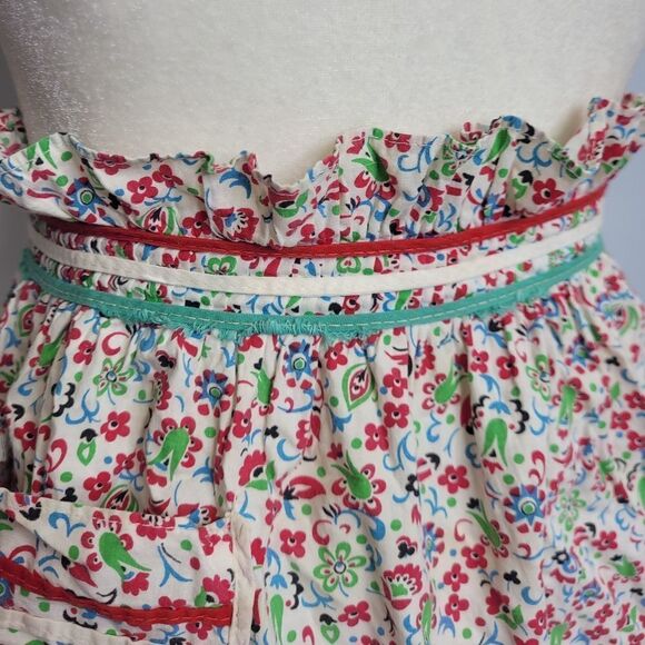 VINTAGE 60s floral print tie waist half apron with pocket and ruffle OS‎ - Picture 5 of 9